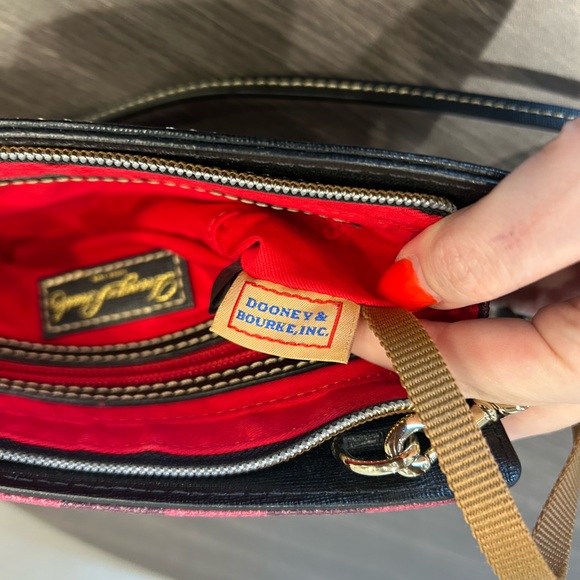 Dooney & Bourke Kenzie Buffalo Plaid Leather Crossbody Purse Bag - Picture 7 of 13